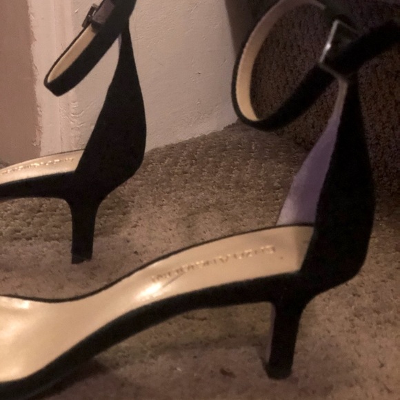 Black suede sandals - Picture 3 of 6